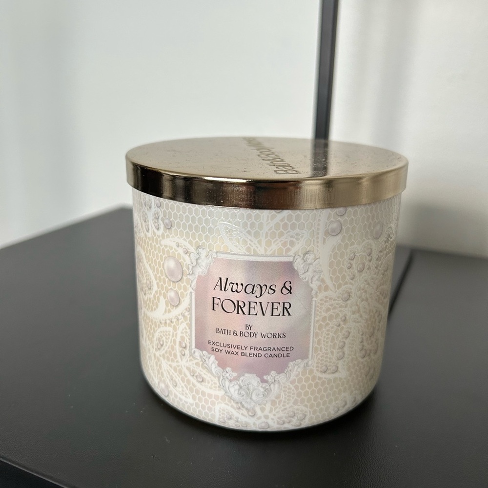 Bath & Body Works Always & Forever Candle